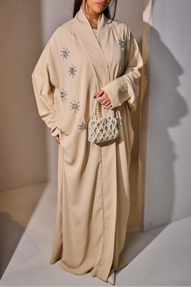 2-piece set abaya + beige belted vest