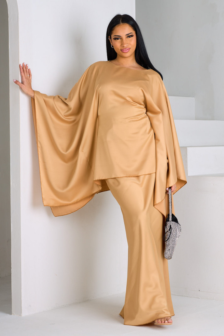 2-piece set poncho + camel satin skirt