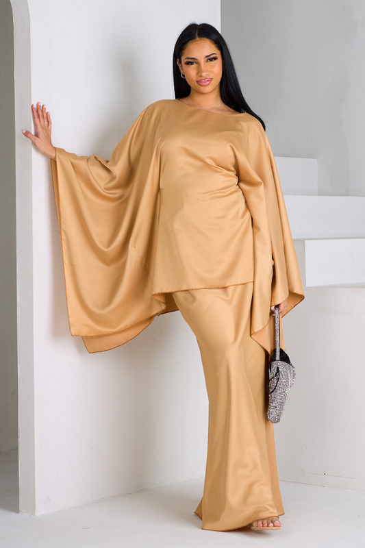 2-piece set poncho + camel satin skirt