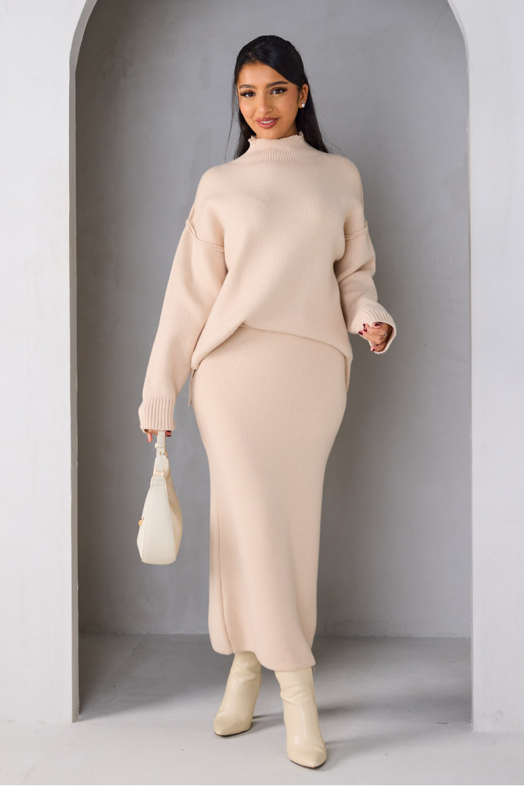 2-piece set: beige knit sweater + skirt